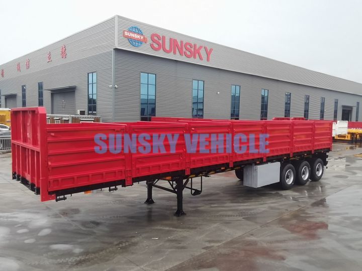 https://www.sunskyvehicle.com/resources/matchpages/common/2023/0808/1738/64d20b3a6b0ac/side-wall-cargo-semi-trailer.jpg