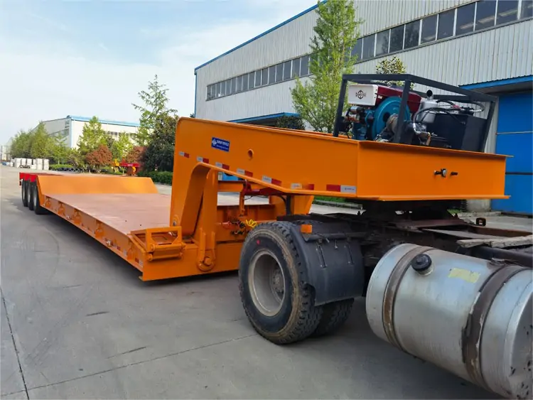 Hydraulic gooseneck low bed trailer